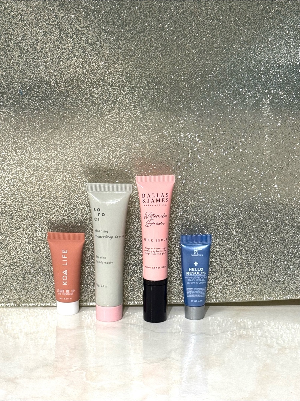 5 for $25 item 🌺 Mini Skincare Set